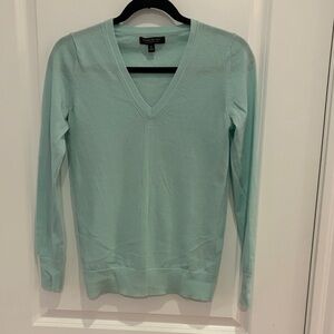 Banana Republic V-Neck Sweater - Mint Green 100% Marino Wool